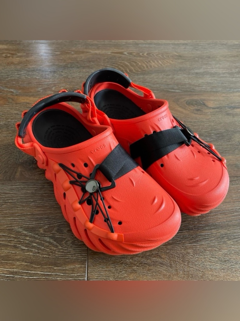 Crocs Echo Reflective Clogs Size 7 Men’s 9 Women’s